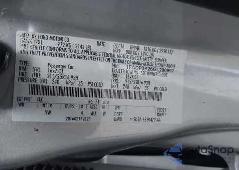 2016 Ford Focus Se z USA, uszkodzony, nr VIN 1FADP3K26GL290997